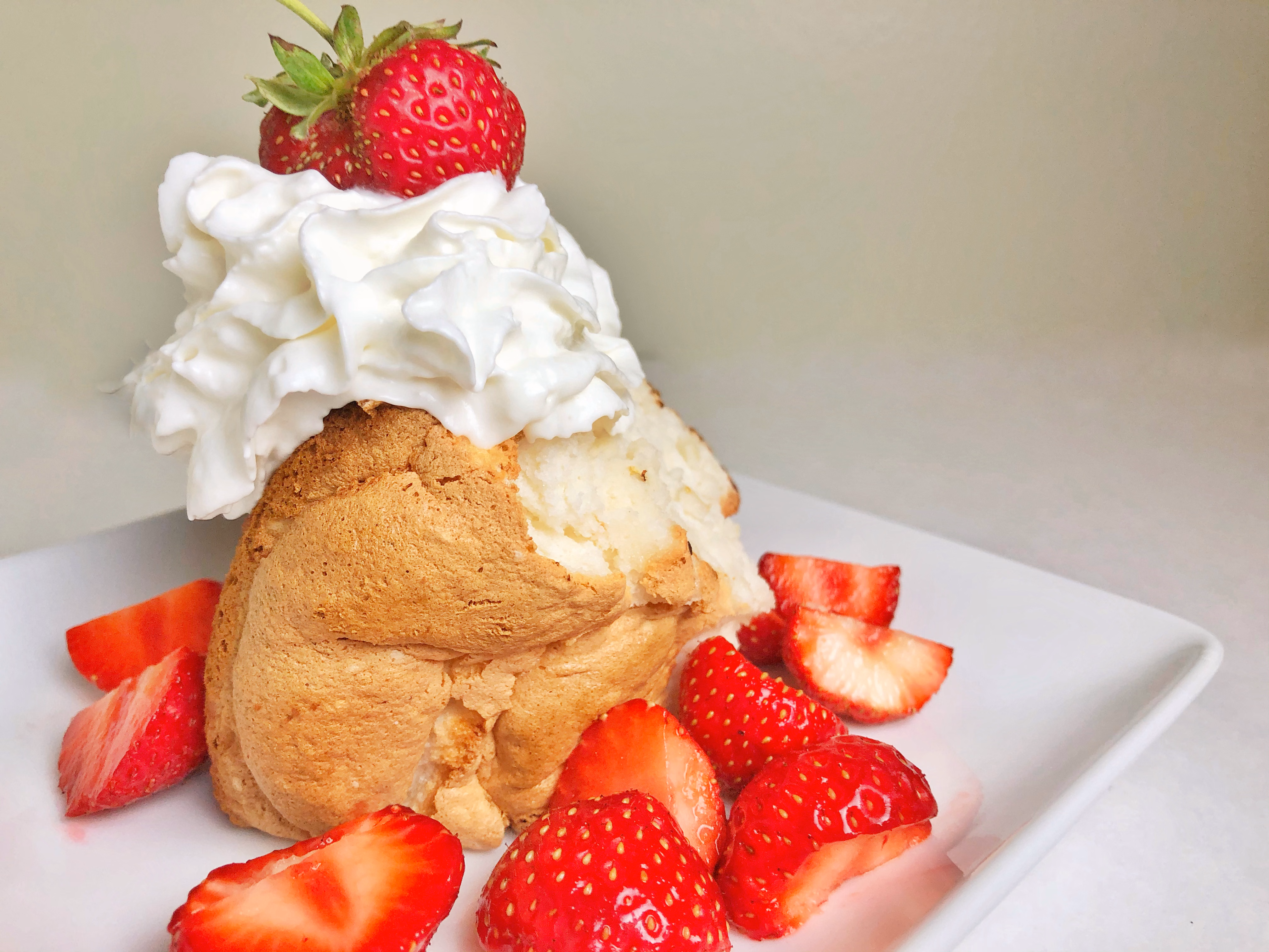 Heavenly Angel Food Cake